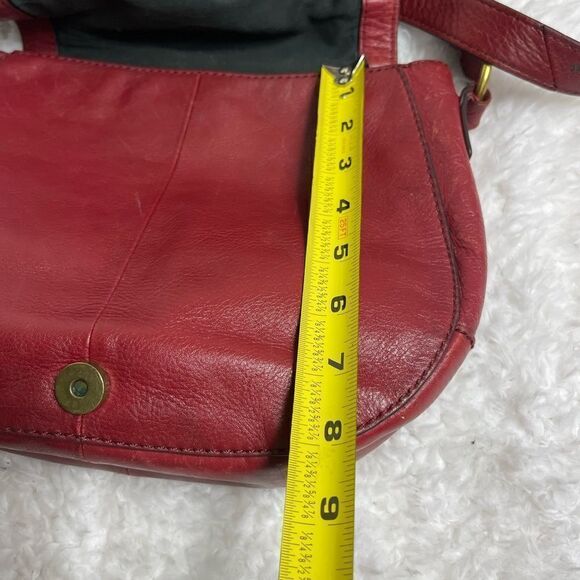Fossil leather cranberry red messenger bag distressed cow hide leather f… - Picture 6 of 9